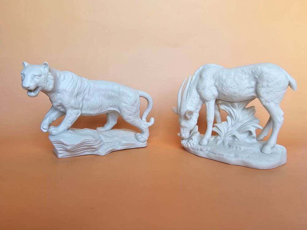 Vintage 1970s Aldon "Endangered Species" Bisque Tiger + Oryx Paintable Figurines